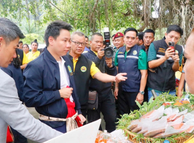 ลงพื้นที่ตรวจราชการเพื่อแก้ไขปัญหาความเดือดร้อนของเกษตรกรด้านแหล่งน้ำ ในพื้นที่จังหวัดนครศรีธรรมราช โดยมี นายประวัติ แดงบรรจง รองอธิบดีกรมส่งเสริมสหกรณ์ และผู้บริหารหน่วยงานสังกัดกระทรวงเกษตรและสหกรณ์ ร่วมลงพื้นที่ ณ โรงเรียนบ้านน้ำร้อน ตำบลสี่ขีด อำเภอส ... พารามิเตอร์รูปภาพ 5